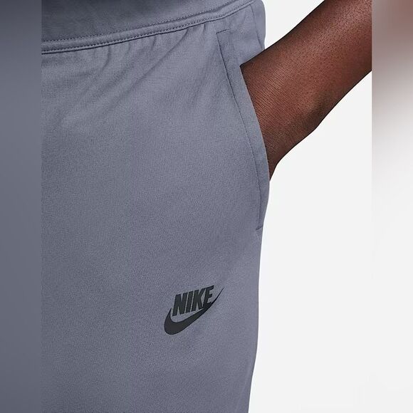 Nike Tech Fleece Lightweight Joggers Pants Carbon - Picture 3 of 9
